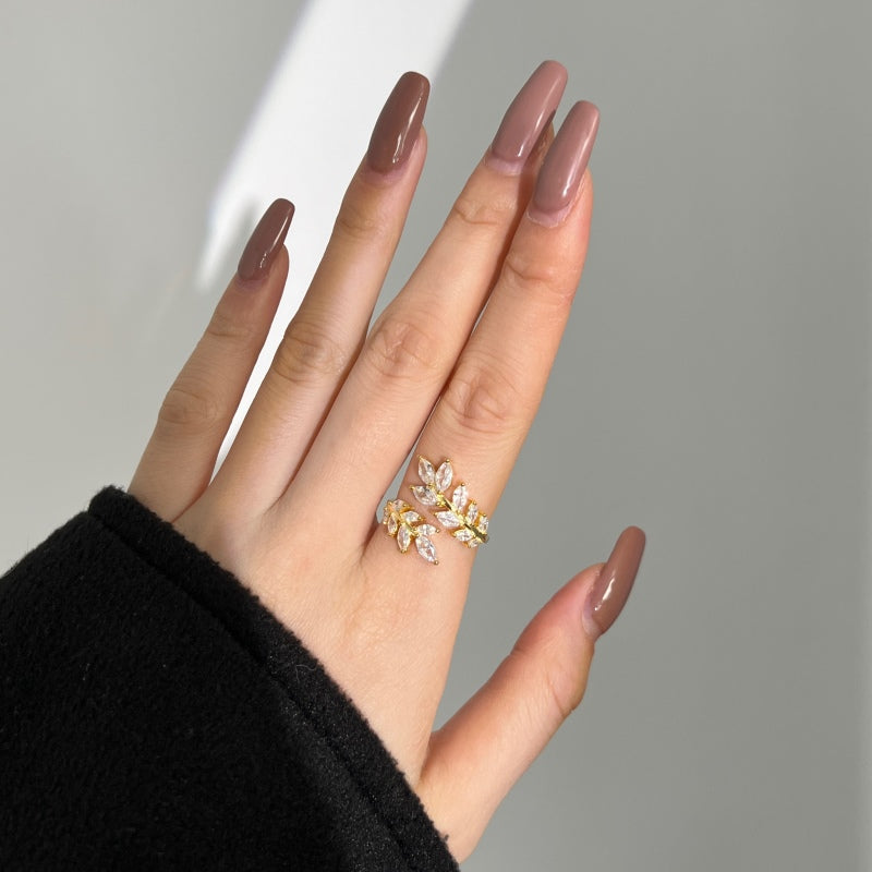 Adjustable Golden Dewdrop Ring